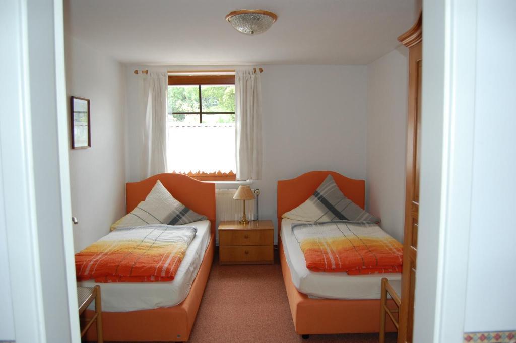 Hotel Zum Nussbaum Δρέσδη Δωμάτιο φωτογραφία